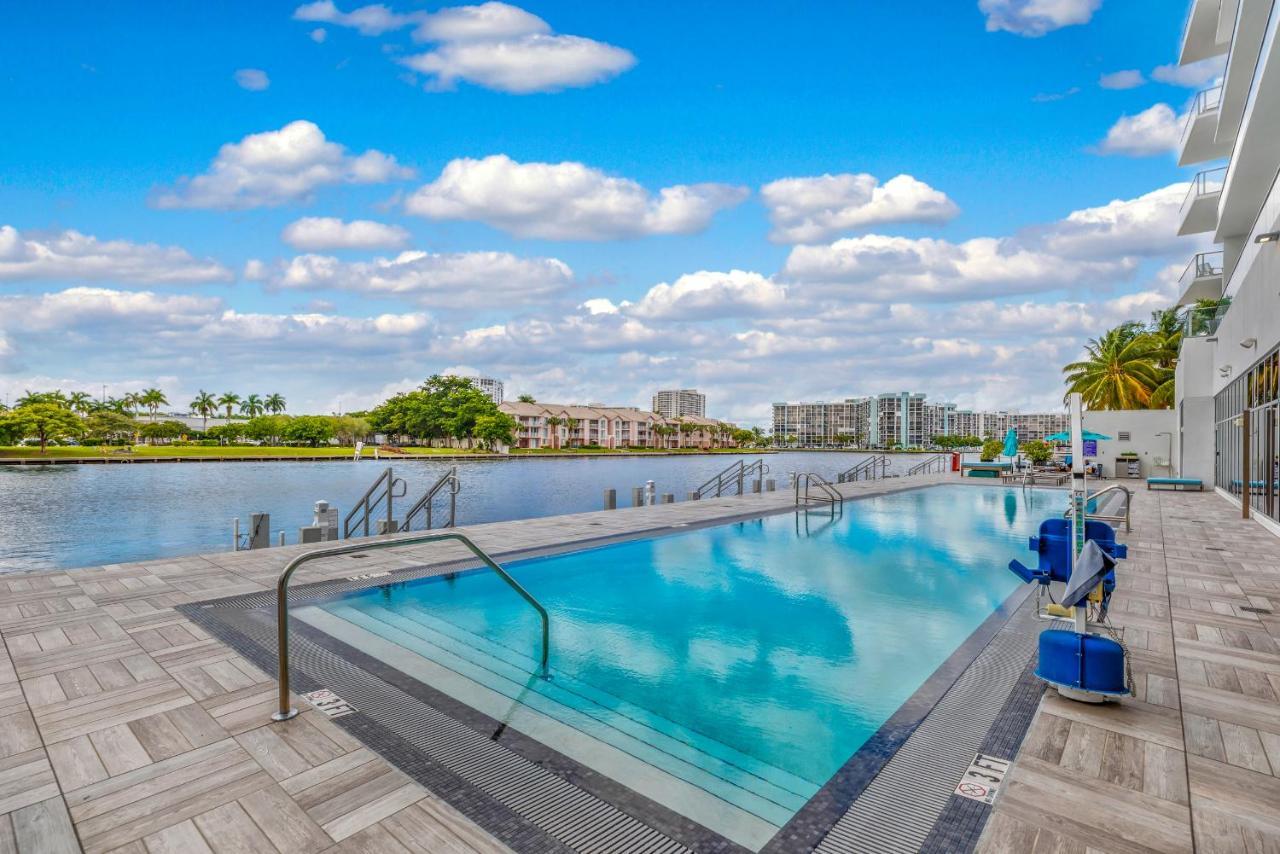 Hyde House - Luxury High Floor 2br 2ba With Direct Ocean View, Roof Pool, Amenities Apartamento
